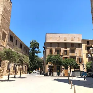 Hotel Damunt